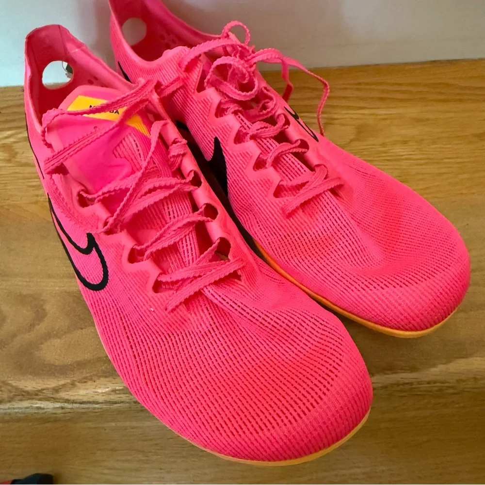 Nike Zoom Mamba 6 Mens 11.5 Hyper Pink Track Shoes DR2733-600 NWT No Spikes